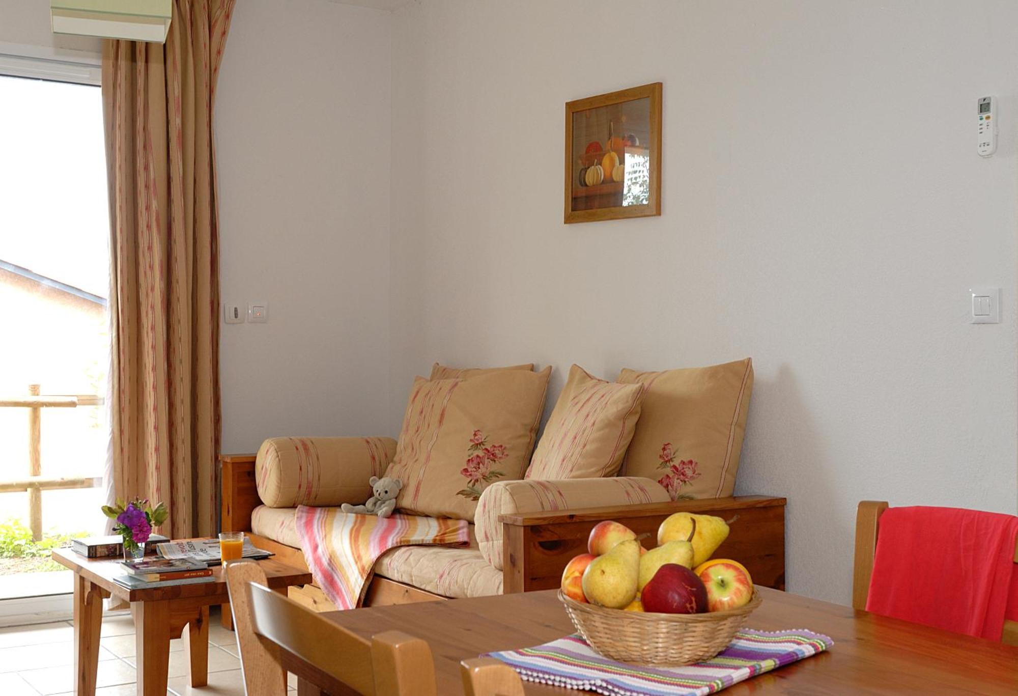 Madame Vacances - Residence La Marquisie Trébas Екстериор снимка