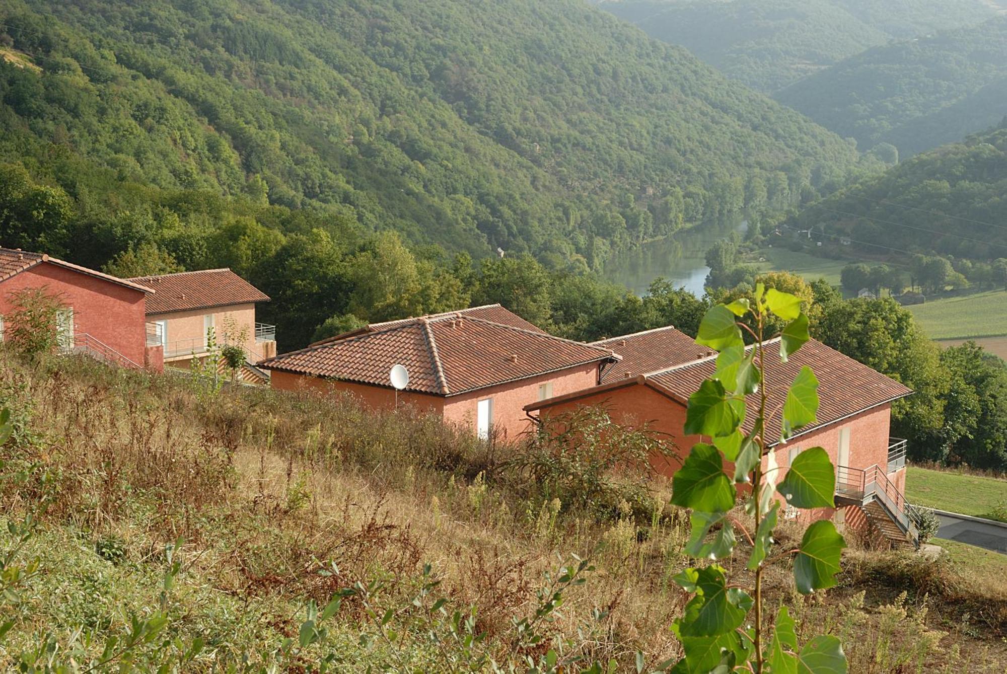 Madame Vacances - Residence La Marquisie Trébas Екстериор снимка