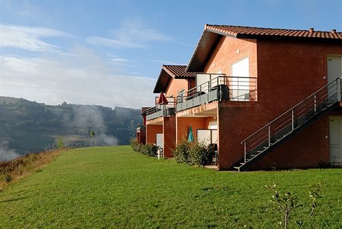Madame Vacances - Residence La Marquisie Trébas Екстериор снимка